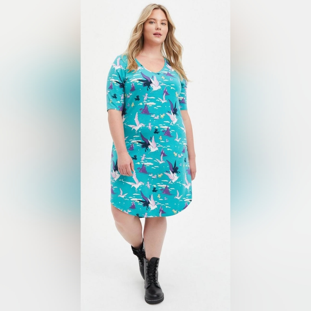 Torrid Fantasia T-Shirt Dress 2X, NWT